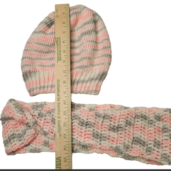 Handmade Crochet Beanie Hat And Scarf pink gray white - Picture 4 of 12